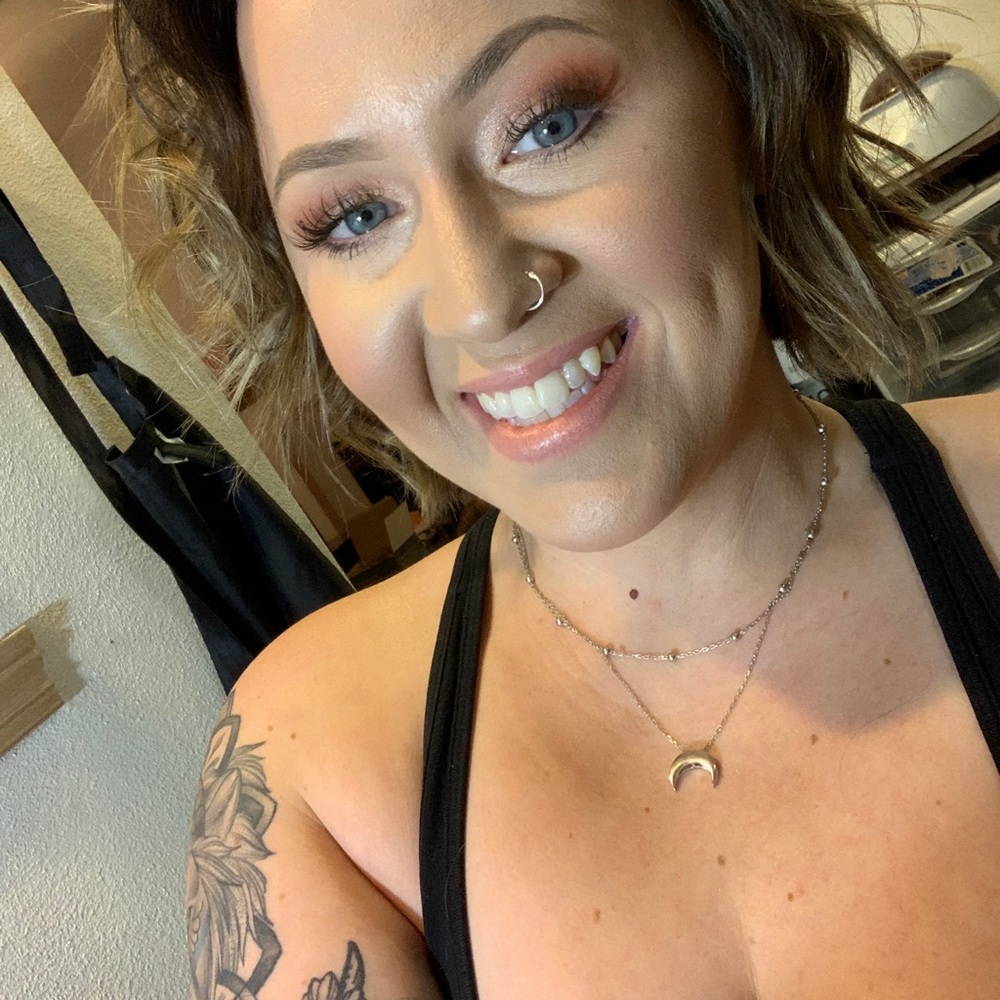 Meet your Posher, Krystal